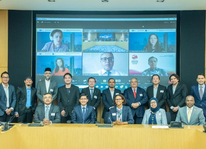 Islamic Finance meeting participants
